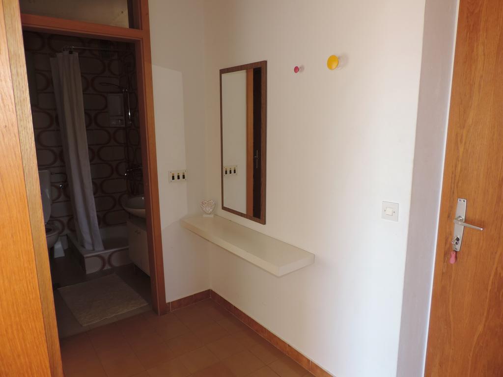Apartment Vidas Novalja Exteriör bild