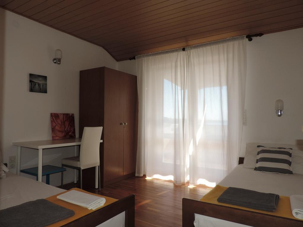 Apartment Vidas Novalja Exteriör bild