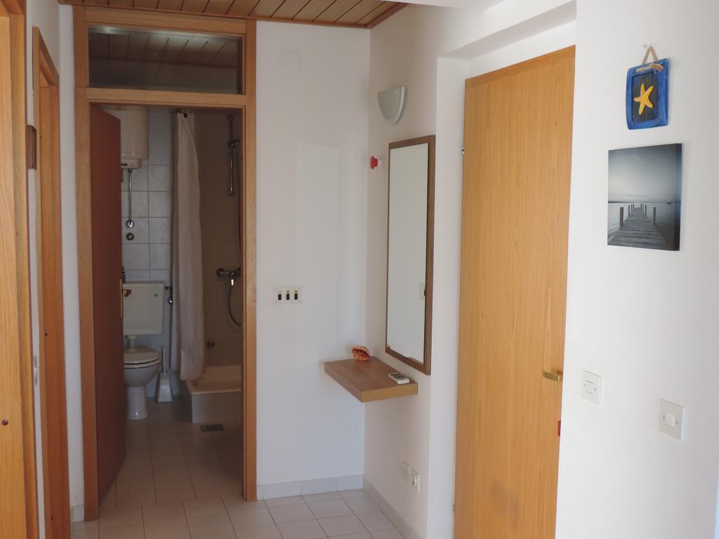 Apartment Vidas Novalja Exteriör bild